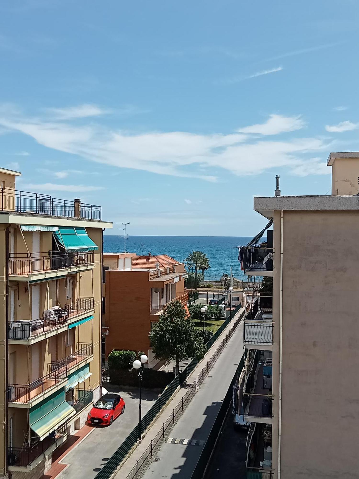 פייטרה ליגורה Vista Mare A 150 Mt Dalla Spiaggia - Free Parking E Ac מראה חיצוני תמונה